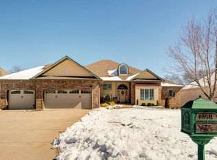 2334 S Celebration Ave, Springfield, MO 65809