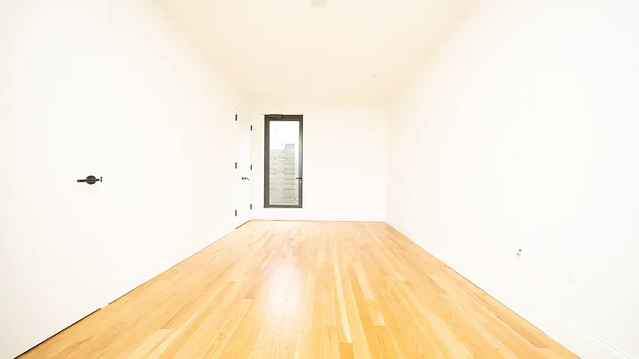 Rented by Nooklyn NYC LLC | media 50