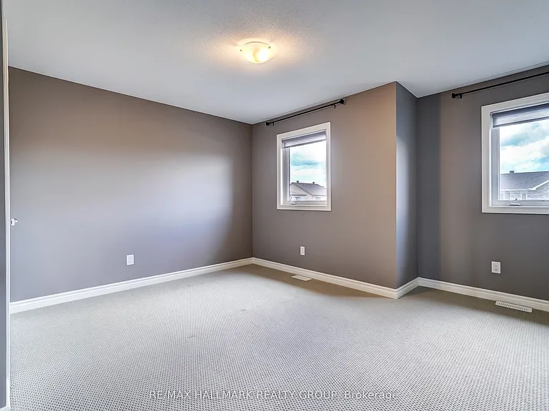1110 Beckett Cres — Photo 24