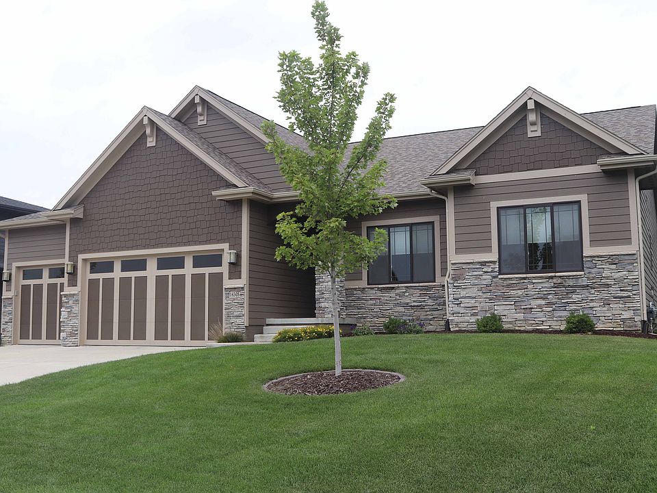 1st image of 14305 Oakwood Dr