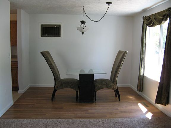 5th image of 1051 Ponderosa Cir
