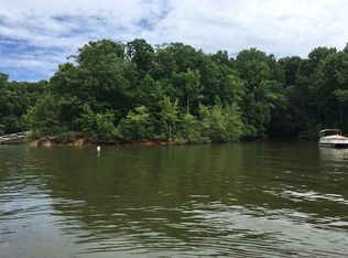 13 Highpoint Blvd, Clarksville, VA 23927