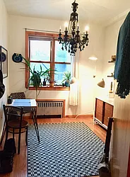 Rented by Apple Exclusive Realty Inc