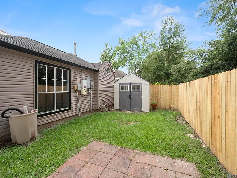 5050 Stumberg Ln — Photo 26
