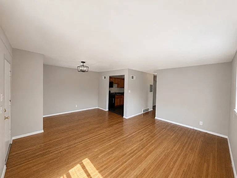 7865 Big Bend Blvd #A — Photo 3