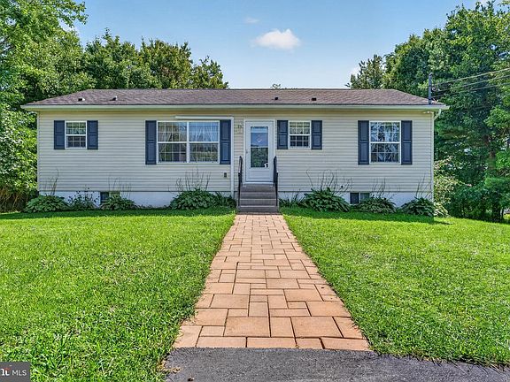 2nd image of 50 Rolling View Dr
