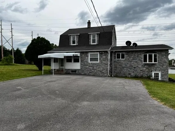 1524 Harrison Ave, Altoona, PA 16602