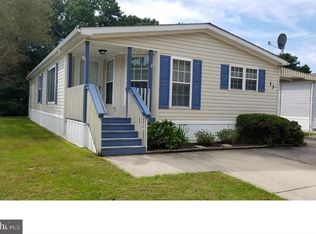 13 Skyline Dr, Sicklerville, NJ 08081