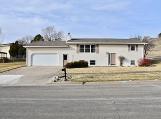 2004 Coyote St, Pierre, SD 57501