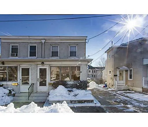 157 2nd St photo 1