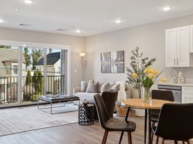 THE WILLOW AT LONG BRANCH