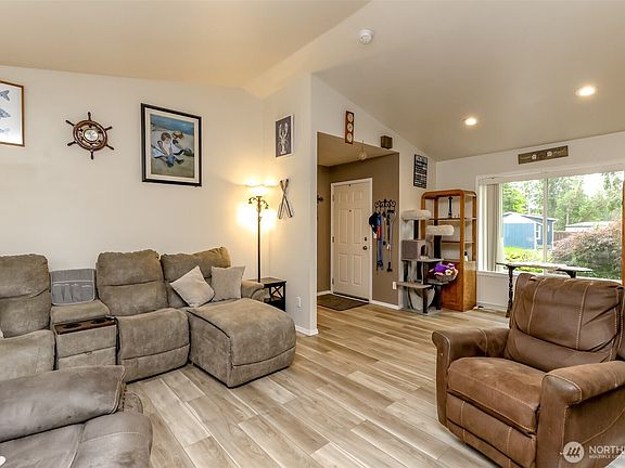 3rd image of 19113 21st Street SW