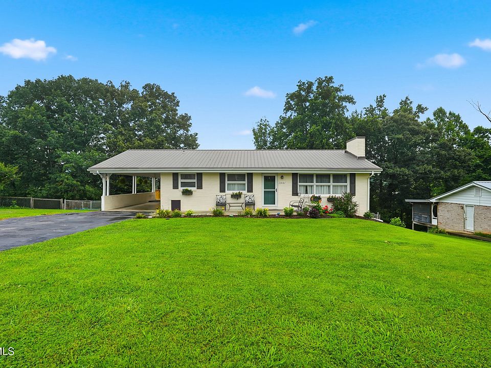 1st image of 1816 Hutchinson Dr
