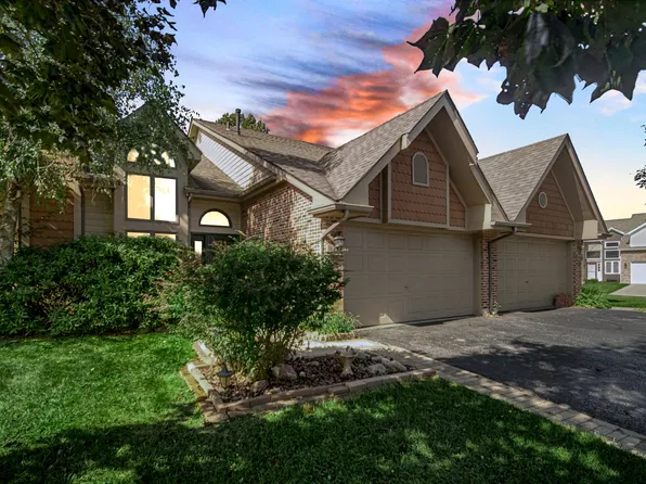 1486 Lake St, Hobart, IN 46342