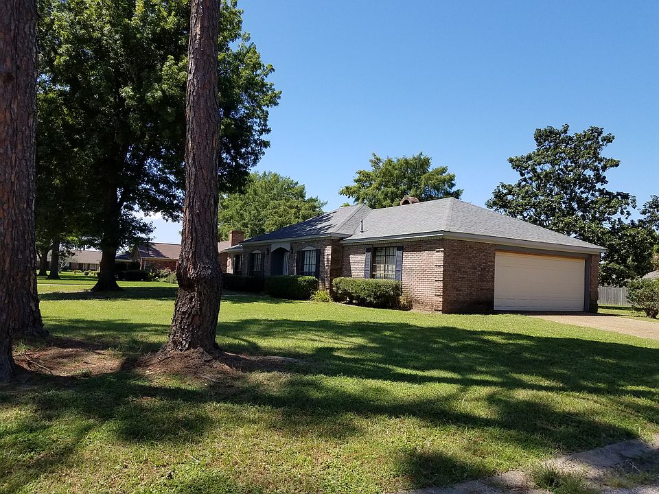 1st image of 2759 Oxford Pl