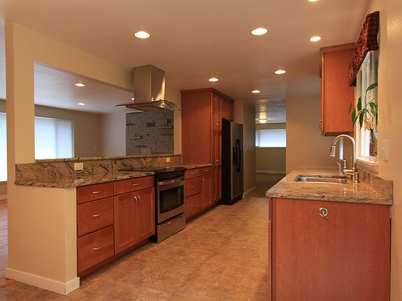 New Cabinets & Appliances