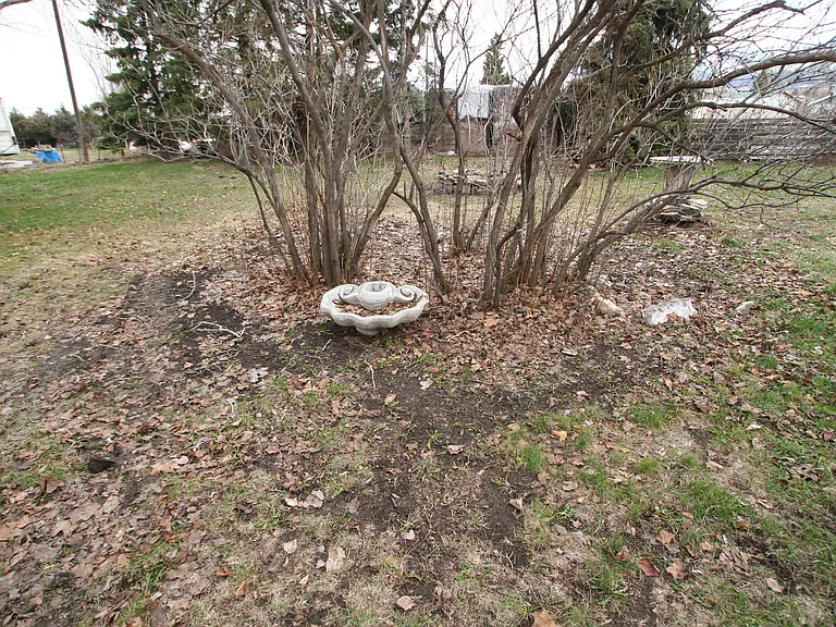 26677 Frontage Rd — Photo 31