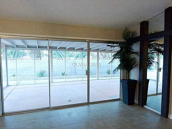 5th image of 2718 Baltic Cir