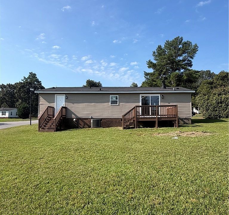 2nd image of 14 Tryon Ct W
