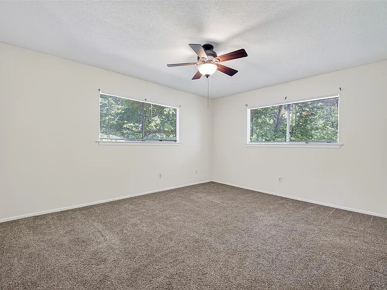1106 E Red Cedar Cir — Photo 31