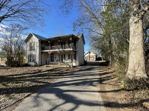 108 Columbia Ave, Centerville, TN 37033