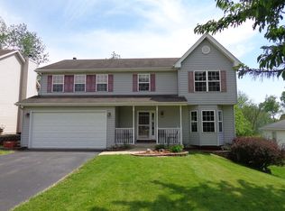 1121 Ronzheimer Ave, St Charles, IL 60174