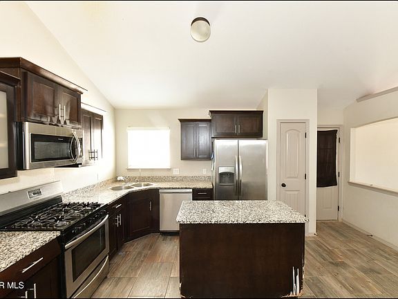 3rd image of 11636 Flor Achillea Dr