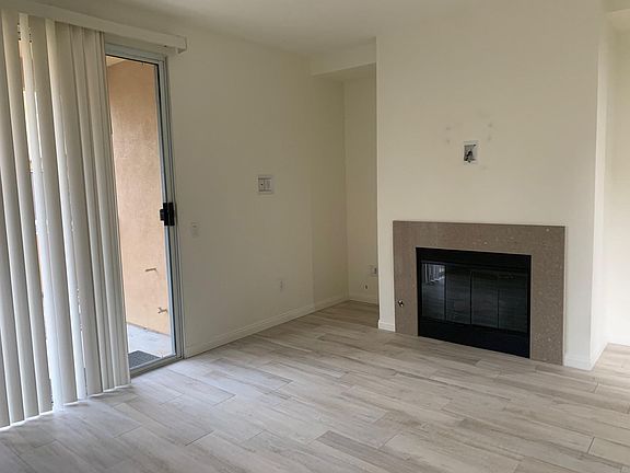 5th image of 24 Verdin Ln