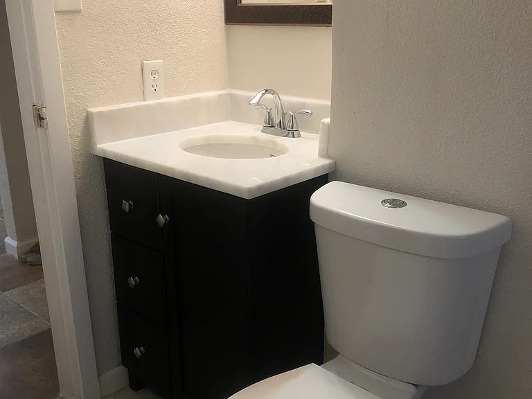 705 Church St #1 — Photo 15