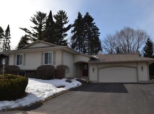 2621 Granger Ln, Mound, MN 55364