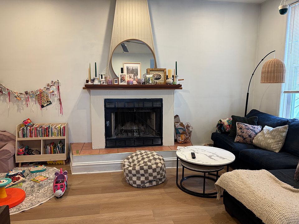 2nd Floor family room