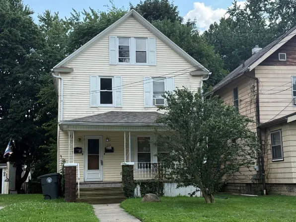 190 E Mapledale Ave, Akron, OH 44301