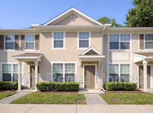 8428 Thornbush Ct, Jacksonville, FL 32216