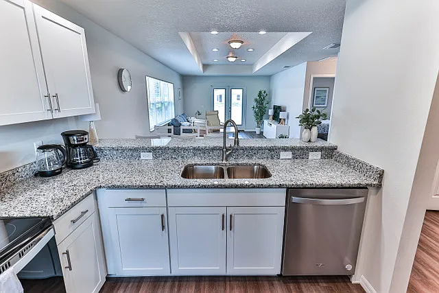 4247 E Taper St — Photo 10