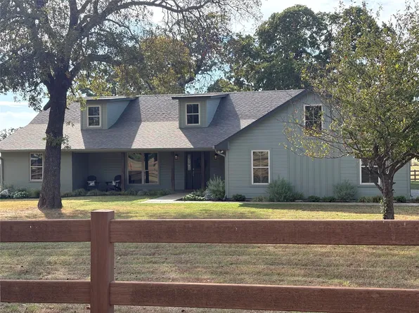 2 Hickory Pl, Durant, OK 74701