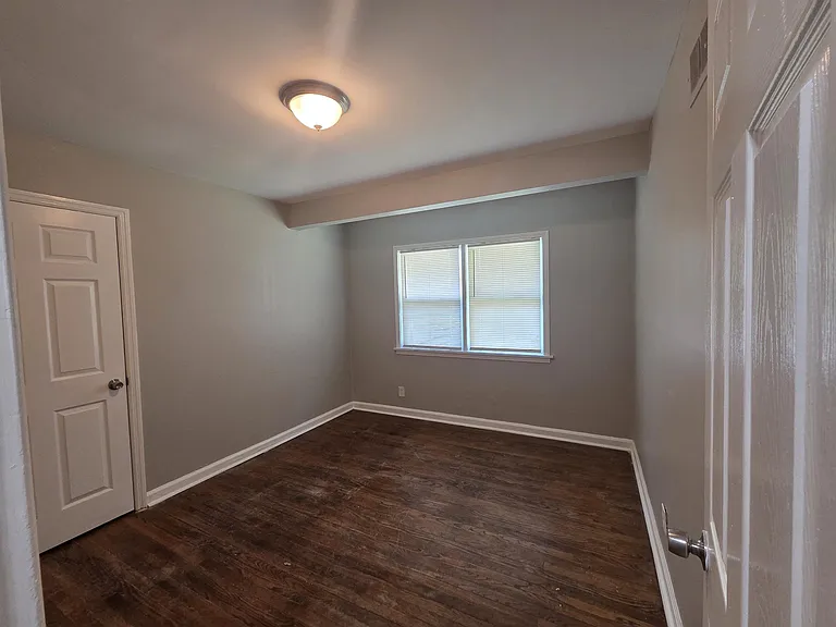 1486 Patterson St — Photo 13