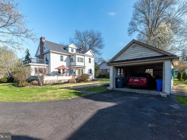 318 Rosedale Dr, Pottstown, PA 19464