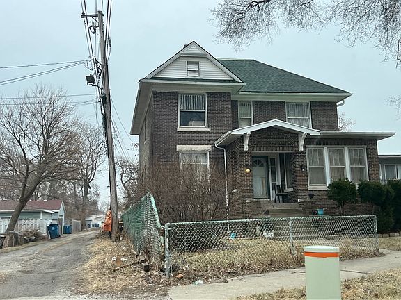 3rd image of 481 Lincoln Ave