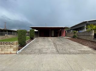 1988 Hoohai St, Pearl City, HI 96782