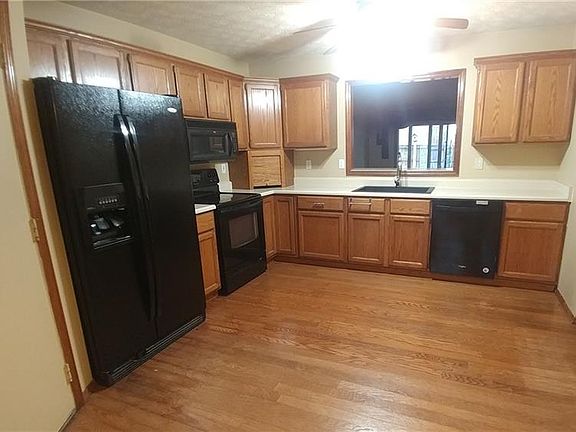 2nd image of 6491 Deer Knolls Dr