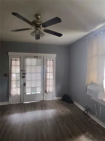 707 S Solomon St — Photo 10