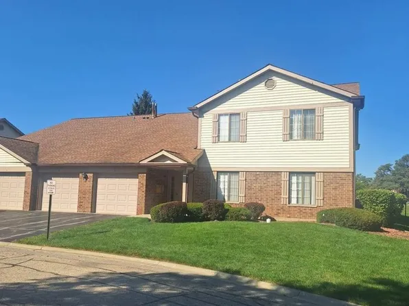 4242 Pheasant Trail Ct #1, Arlington Heights, IL 60004