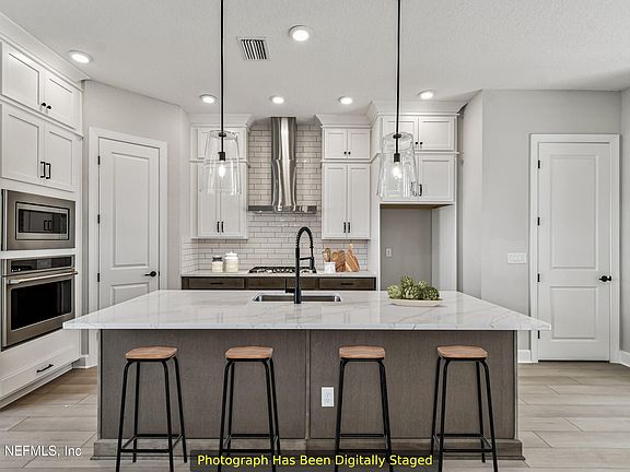 3rd image of 11929 MIRACLE WOODS Way