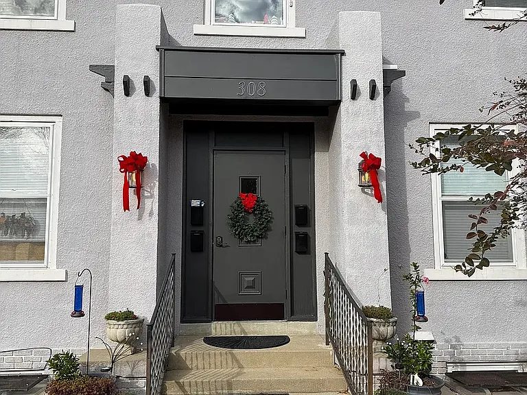 308 Thompson St #F — Photo 1