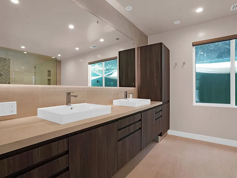 3832 Shannon Rd — Photo 31