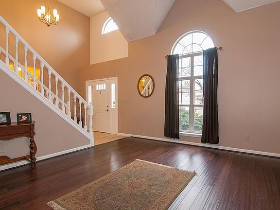 3rd image of 7815 Rock Rose Ct
