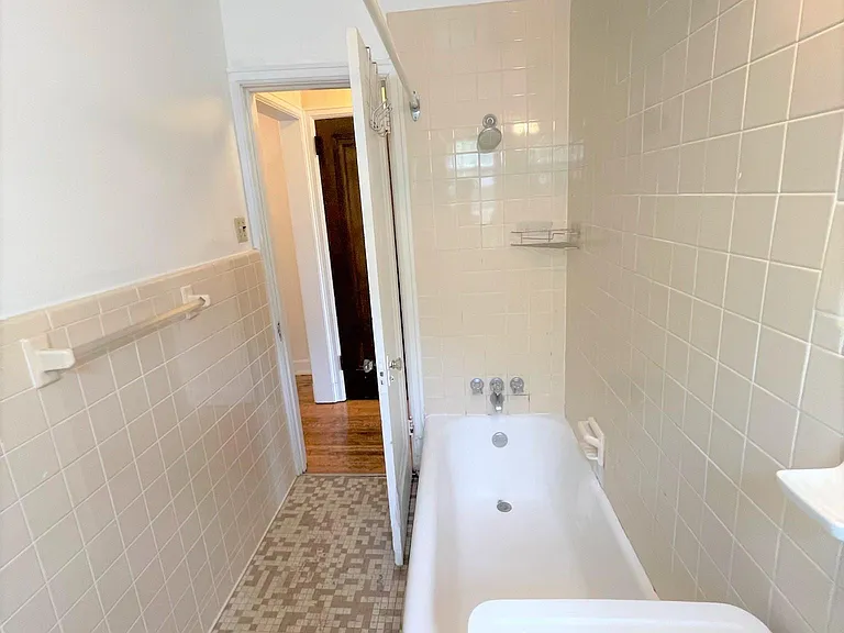 1405 Severn St #B3 — Photo 48