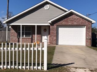 14 Liberty Rd, Crawfordville, FL 32327