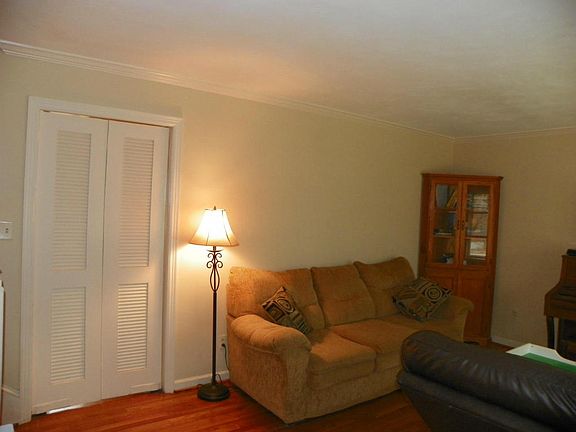 2nd image of 5057 Keithwood Dr SW