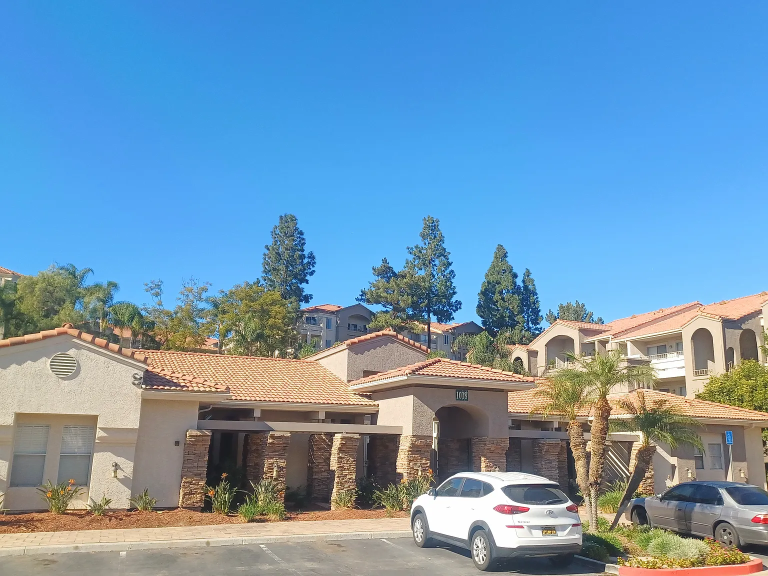 1015 Vista Del Cerro Dr — Photo 4